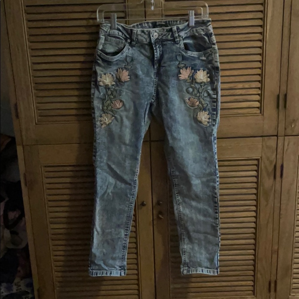 Suko embroidered jeans